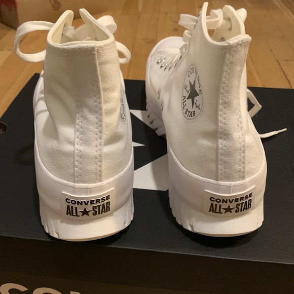 NEW Converse women’s 11.5 / men’s 9.5 unisex sneakers - Picture 7 of 10